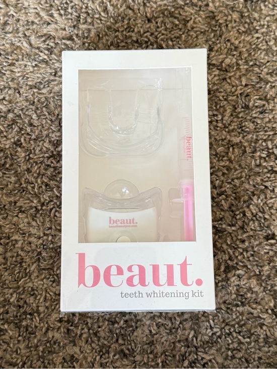 beaut. Other - beaut. Teeth Whitening Kit NIB
